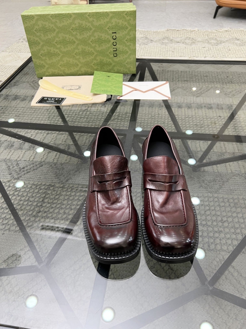 Gucci Leather Shoes